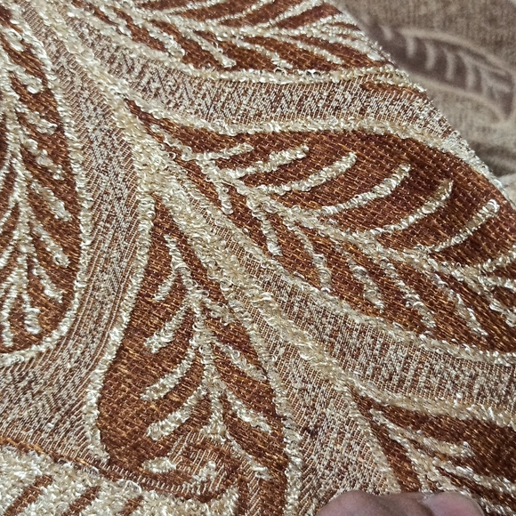 Curtains - Picture 5 of 9